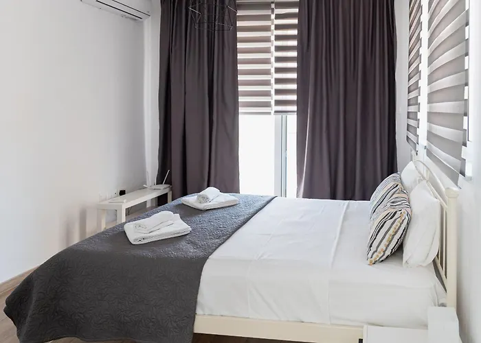 Levanda Hills Ekaterina 3 Bdrm *