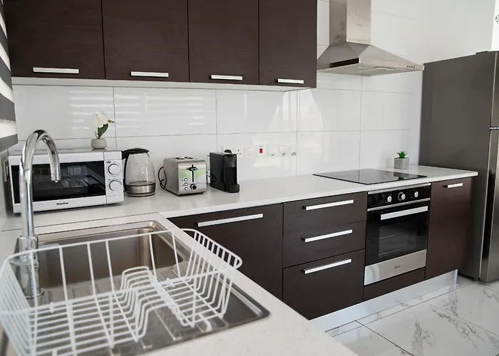 Levanda Hills Ekaterina 3 Bdrm