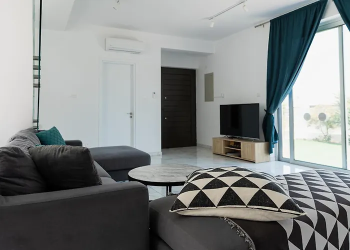 Levanda Hills Ekaterina 3 Bdrm Vila Protaras