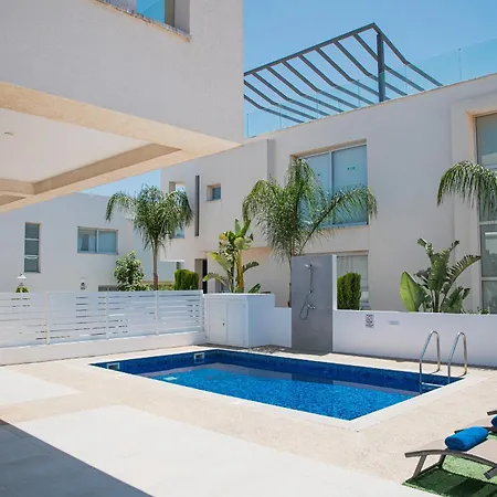 Levanda Hills Ekaterina 3 Bdrm *