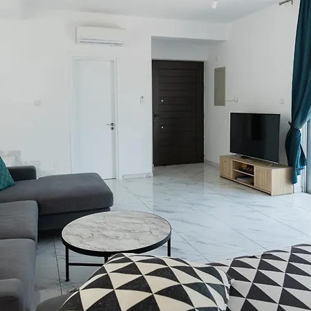 Levanda Hills Ekaterina 3 Bdrm * Πρωταράς