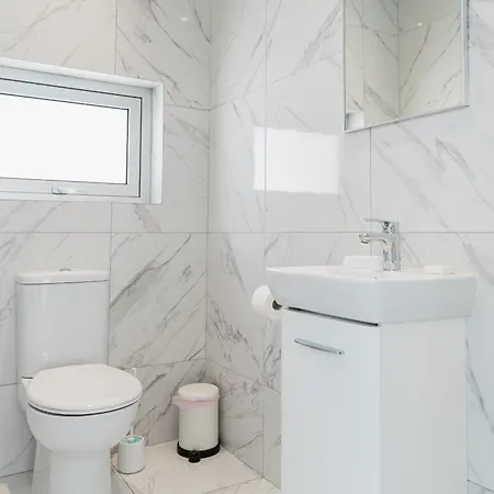 Levanda Hills Ekaterina 3 Bdrm 빌라